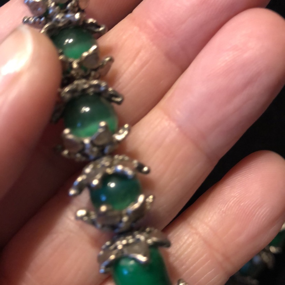 Heavy silver and green glass beads. - Picture 3 of 4
